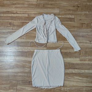 2 pieces shirt and skirt